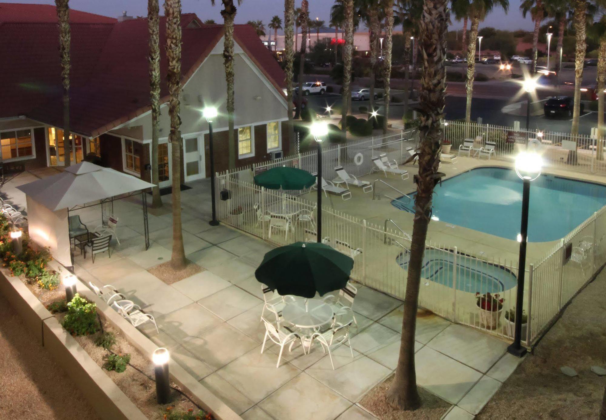 Residence Inn Phoenix Chandler/Fashion Center Exterior photo